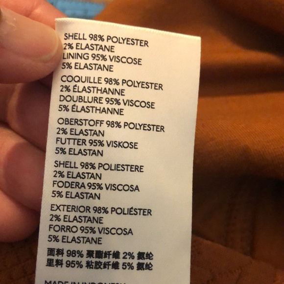 Maeve by Anthropologie Brown cropped V neck quilted vest - Picture 6 of 6